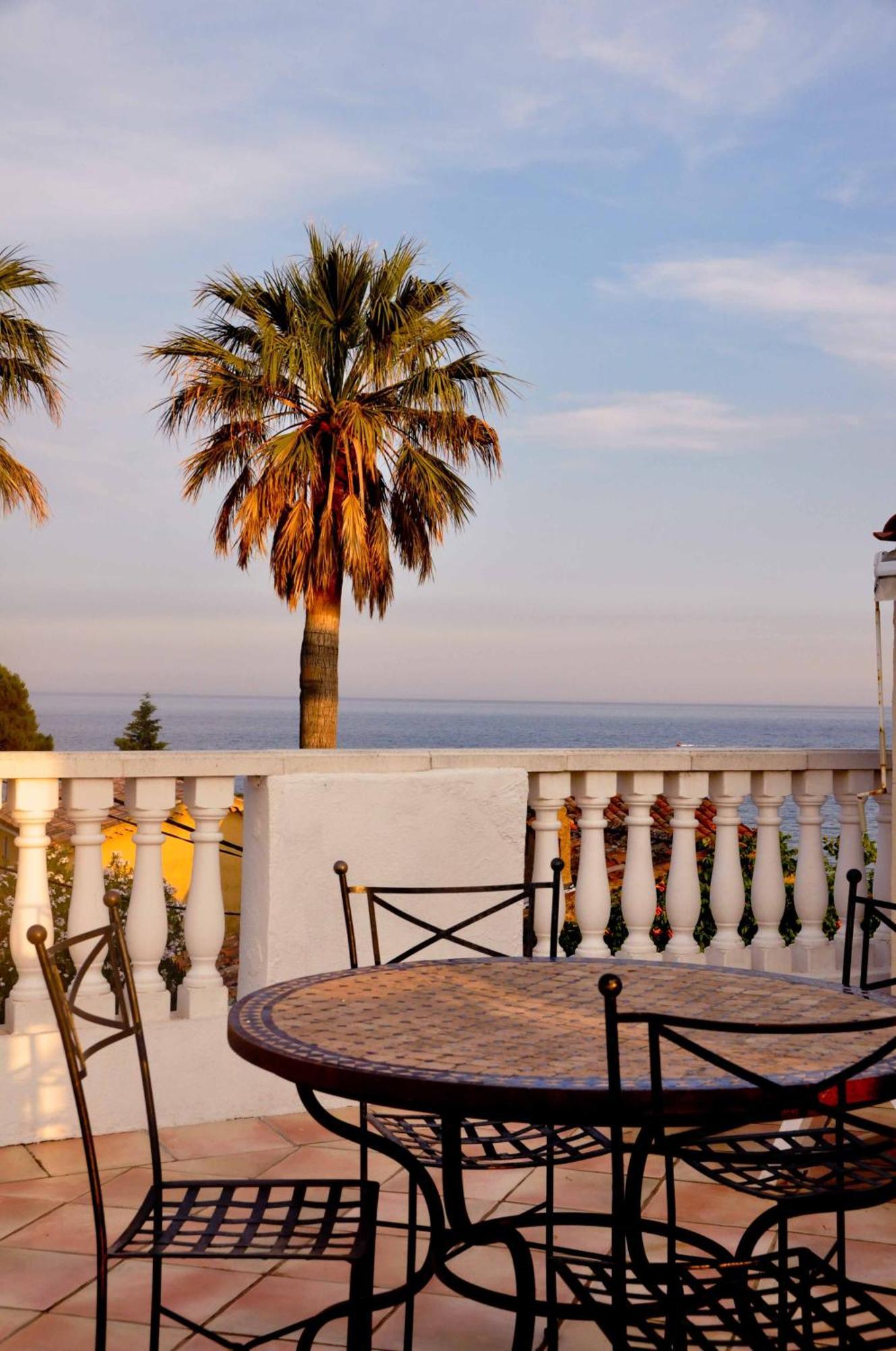 Hotel L'Escale Au Soleil Saint Aygulf Eksteriør billede