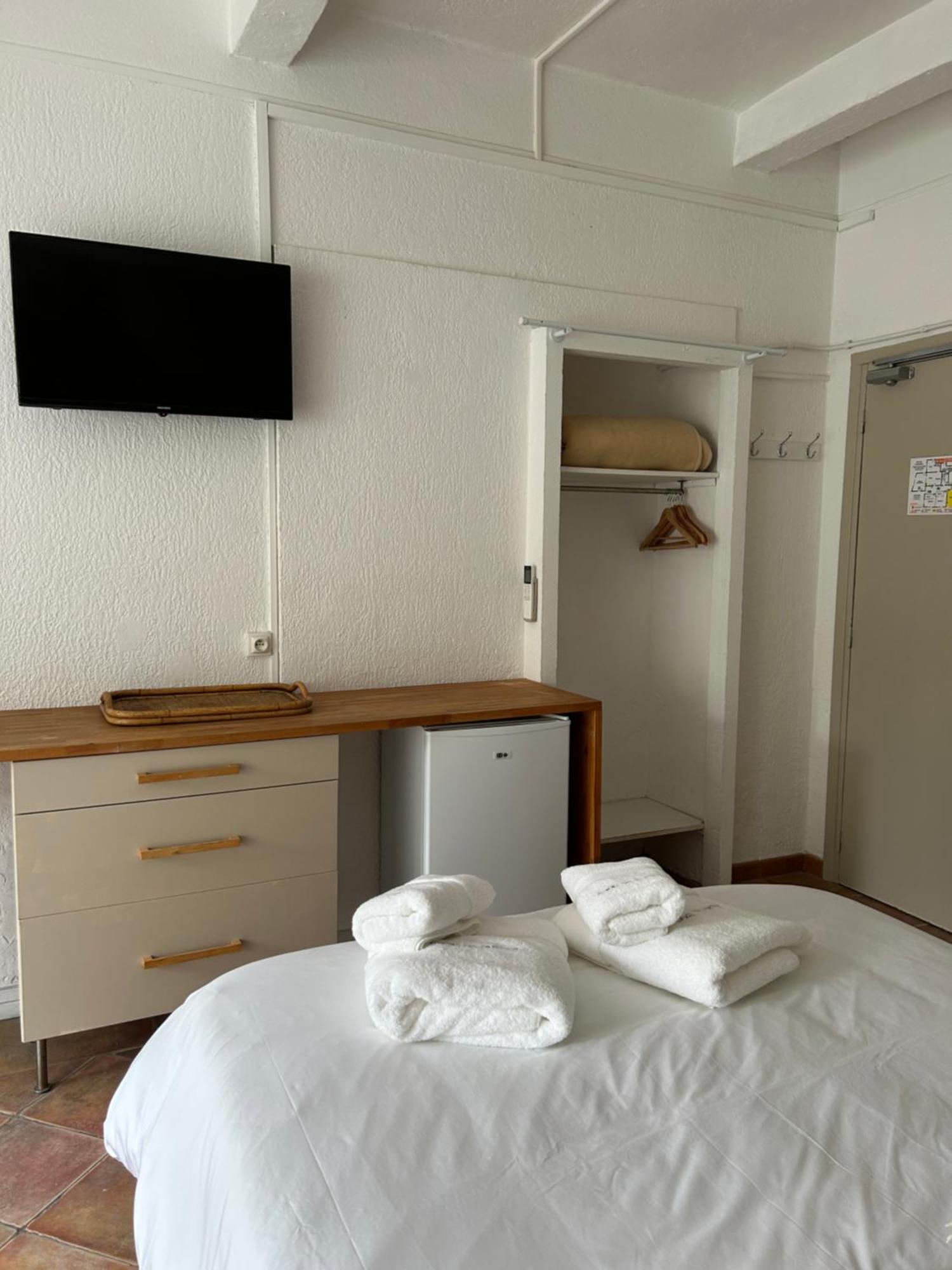 Hotel L'Escale Au Soleil Saint Aygulf Eksteriør billede