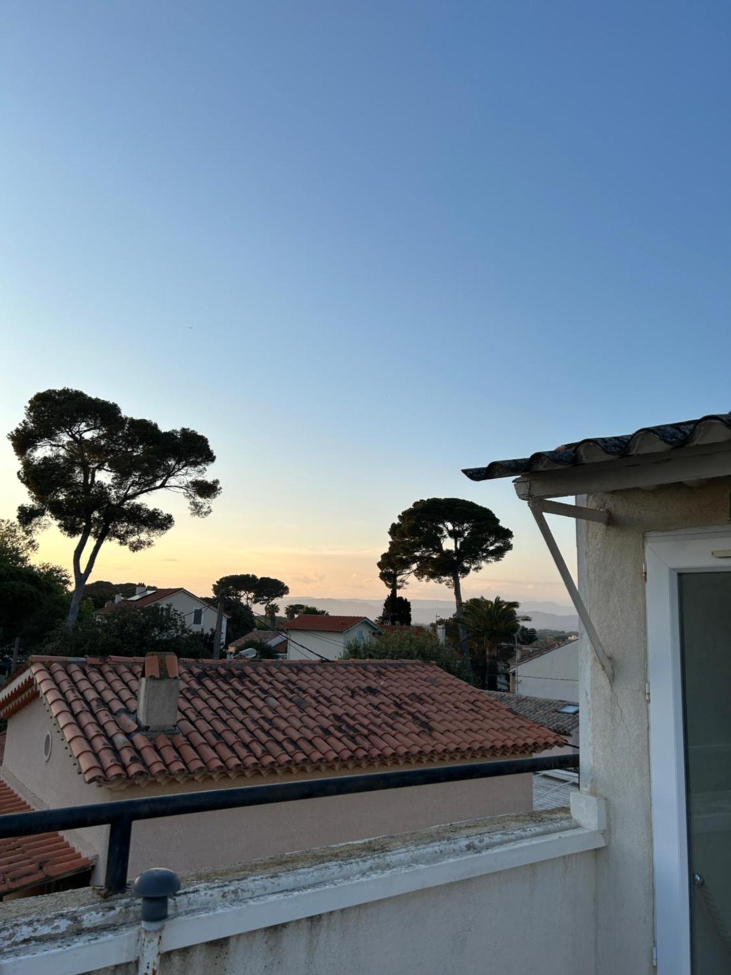 Hotel L'Escale Au Soleil Saint Aygulf Eksteriør billede